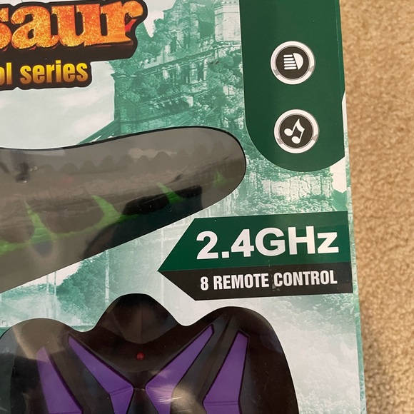 TEMI - Dinosaur Remote Control Toy - Lights & Sounds! - New In Box w/ Handle - Picture 7 of 9